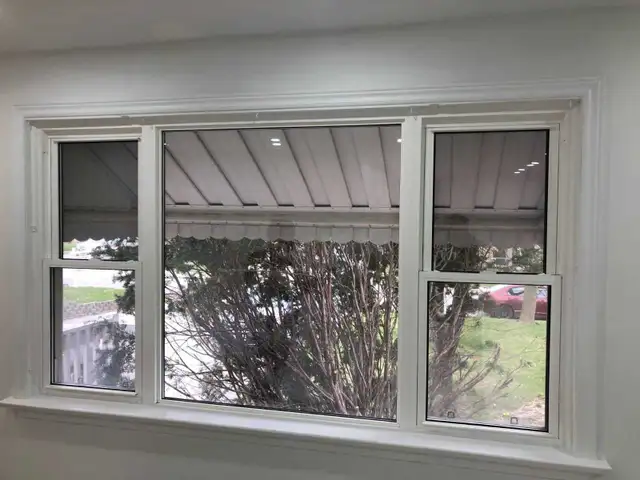 3 beds, 6 parkings, Downtown, Feb 1