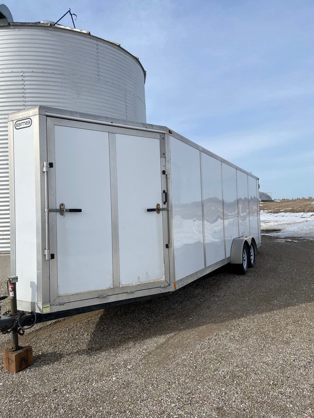 Enclosed trailer in Cargo & Utility Trailers in Grand Bend - Image 2