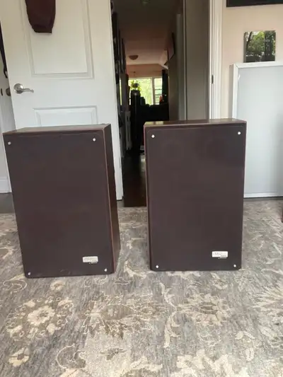 Zenith Allegro 3000 Vintage Speakers, Great Condition, View more