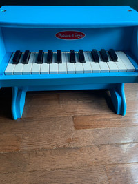 Melissa and Doug Learn to play piano blue