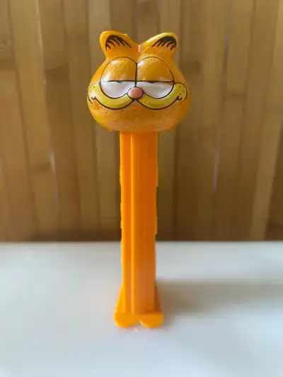 1978-‘81 Collector Garfield Pez Dispenser 3.9 Austria Series 1, View more