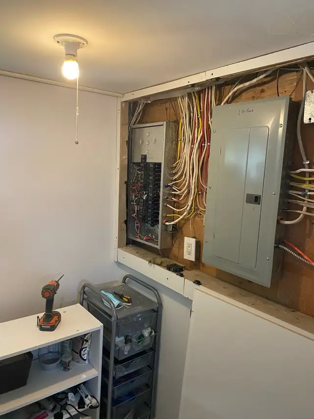 Master Electrician 584651910373058564