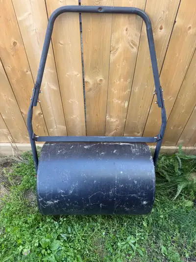 Sod Roller/Campactor Fill will water Roll sod for rooting