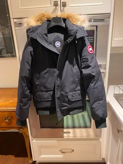Canada Goose Mens Chiliwack Navy Blue Jacket Removable Fur/Hood, View more