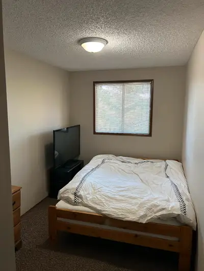 Furnished room for rent Wildwood direct bus route to UofS