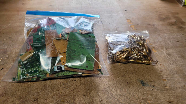 Gold Plated Items in Other in Lloydminster - Image 2