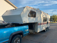 Camper for parts or repair 