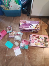 Easy bake oven with ingredients and accessories 