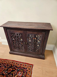 Solid wood cabinet (acacia) with mirrored doors, made in India