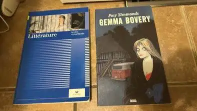 French novel $10 -Le Balcon, Jean Genet French edition paperback in Fiction in Oakville / Halton Region - Image 5