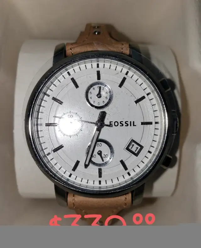 Womens Fossil Watch in Jewellery & Watches in Grand Bend - Image 3