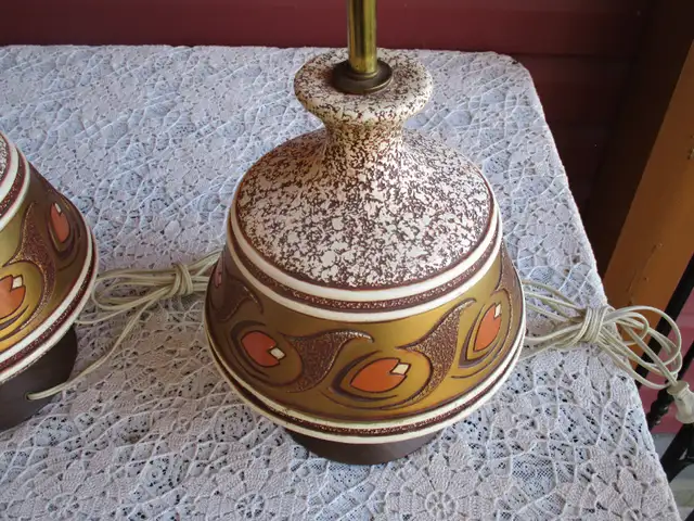 Mid Century Modern Table Lamps in Chalkware with Original Shades in Indoor Lighting & Fans in New Glasgow - Image 7