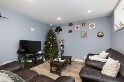 2 bed 2 bath legal basement suite for rent in Coalhurst (5 minute drive to west Lethbridge) Key Feat...