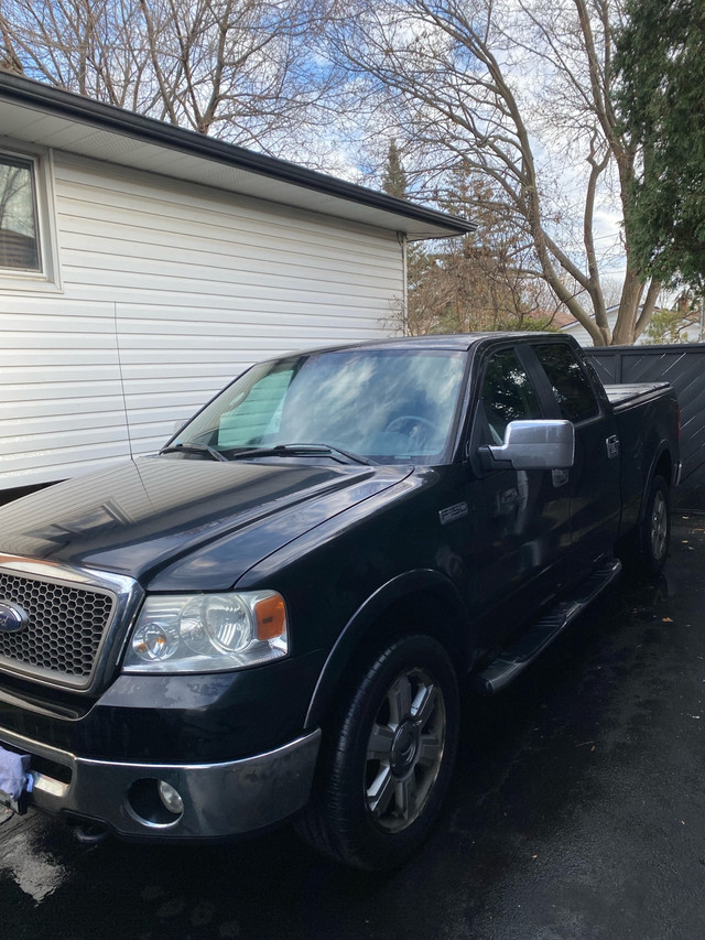 Ford F150 2006 lariat in Cars & Trucks in Hamilton