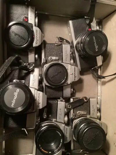 Lots of 35mm equipment: Rokkor lenses, 5 Minolta: srt101s, 102, 2 Minolta auto, misc stuff, lenses t...