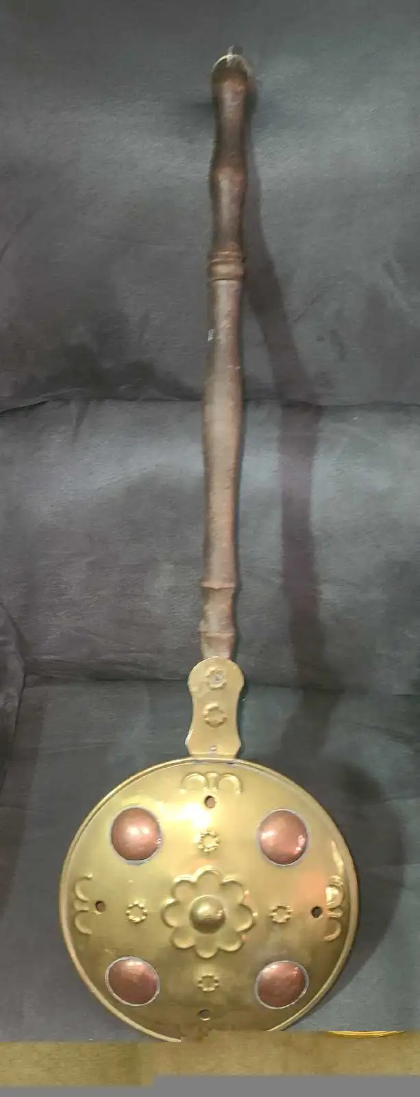 Antique brass, copper and wood bed warmer. in Arts & Collectibles in London - Image 4