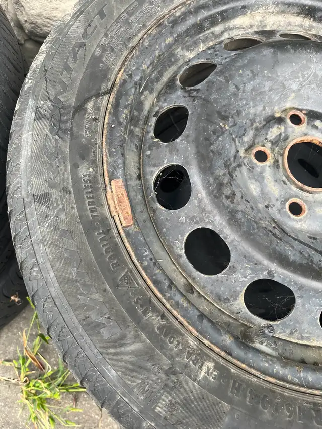 Winter tires 195/65r15 in Tires & Rims in Markham / York Region - Image 4