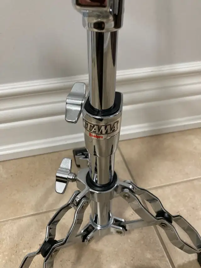 Tama Road Pro Snare Drum Stand in Drums & Percussion in City of Toronto - Image 3