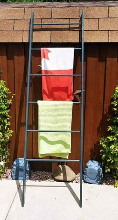 Handmade rustic pool towel ladders in Outdoor Décor in Chatham-Kent - Image 2