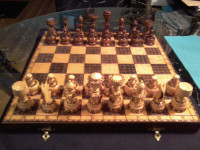 Classic All Wood 1980s Chess Game (like new)