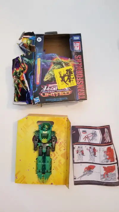 New Transformers Legacy united deluxe infernac universe shard, View more