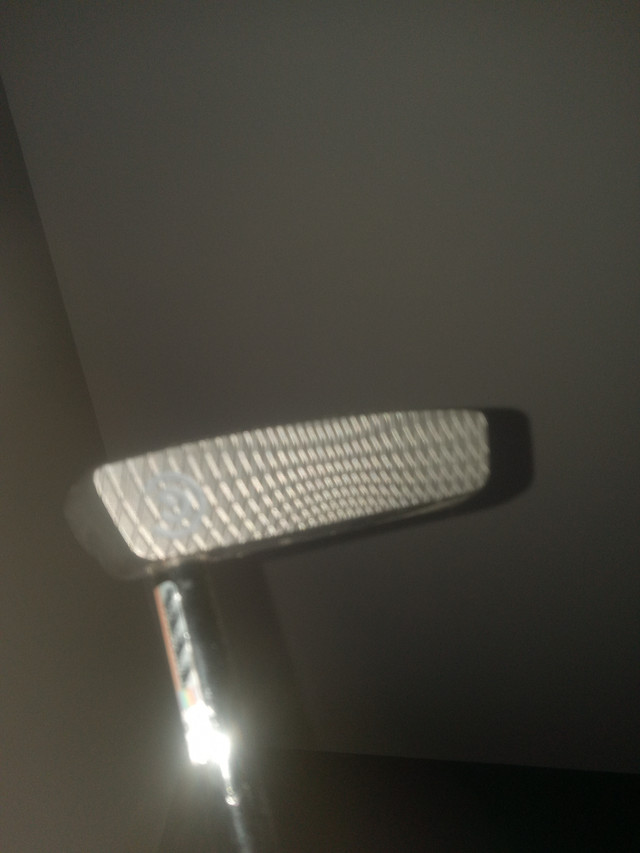 Cleavland Huntington beach putter in Golf in Lethbridge - Image 2