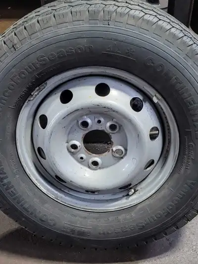 Selling a single wheel from a 2014 Dodge Promaster. Tire is a Continental Vanco Four Season in size...