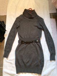 Le Chateau Grey Long Pullover Sweater Dress w/belt $40 Medium
