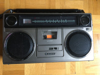 Vintage 1979 original boom box cassette portable radio by Sanyo