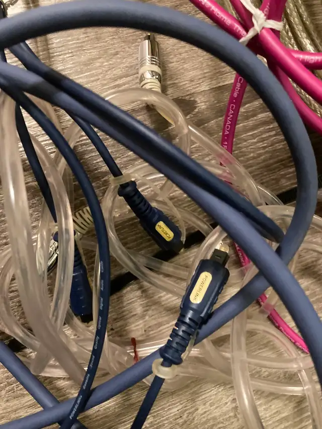 Audio video speaker cables etc in Stereo Systems & Home Theatre in Hamilton - Image 6