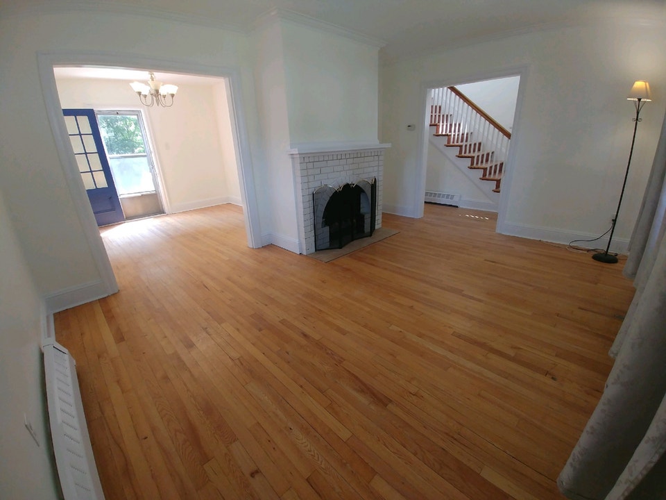SOUTH END: Easy WalkBus/Drive to Hospitals/Universities/Shopping 3