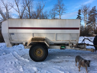 Renn 1380, 4 auger Mixer Feed Wagon with scale