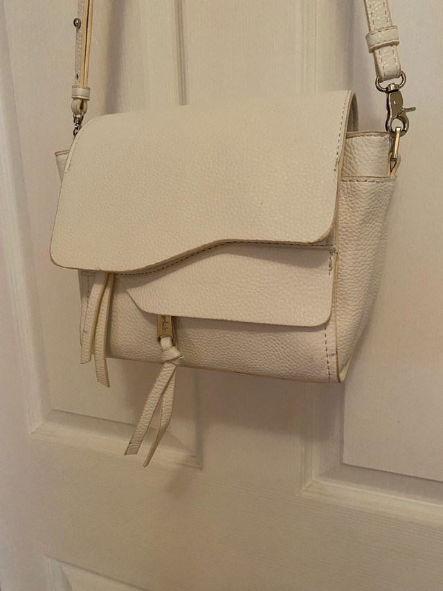Co-lab white crossbody bag in Women's - Bags & Wallets in City of Toronto
