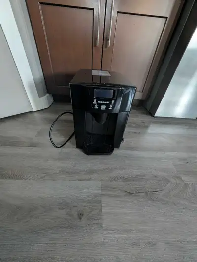 Frigidaire ice maker, View more