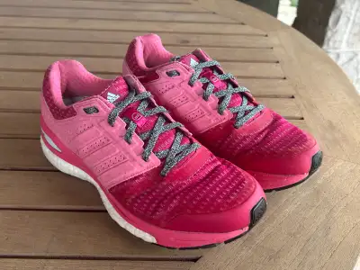 Adidas Supernova Sequence Boost 8 Running Shoes – Women’s Sz 6.5, View more