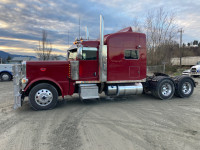 2020 Peterbilt 389