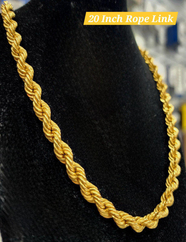 21.627g 22K Yellow Gold Rope Link Necklace in Jewellery & Watches in Summerside