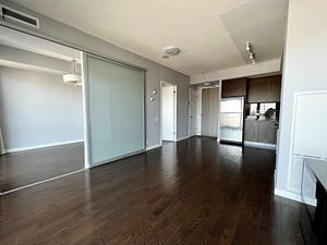 1 Bedroom Condo for Rent - 390 CHERRY ST. (DISTILLERY DISTRICT) in Long Term Rentals in City of Toronto - Image 4