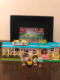 Lego Friends Heartlake Vet #3188