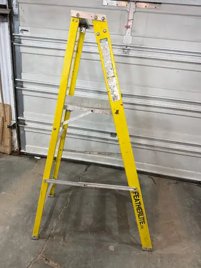 6’ Platform Ladder, View more
