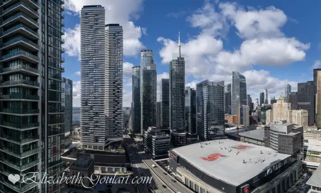 18 HARBOUR STREET - PINNACLE CENTRE CONDOS - 2 BEDROOM W/PARKING