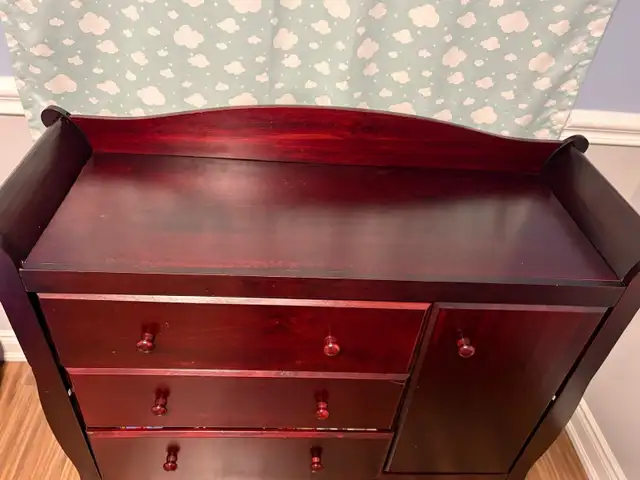 Infant/Children Dresser Change Table $80 OBO in Dressers & Wardrobes in City of Toronto - Image 3