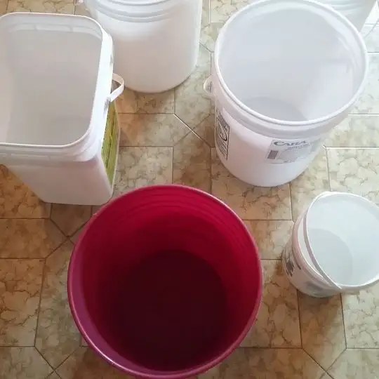 6 BUCKETS414907328544133122