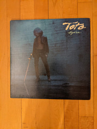 Vinyle du groupe 'Toto'