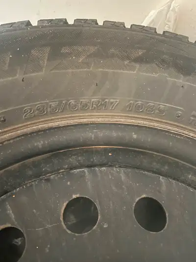 4 Winter tires 235/65/R17 with rims Used half winter season