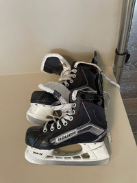 Youth Bauer Size 1r Skates