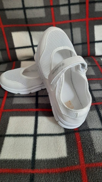 Women's shoes for summer, size 7.5-8