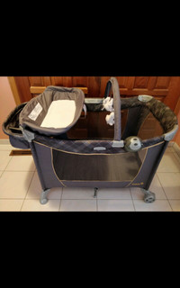 Safety 1st Travel Ease Baby Playpen/Playard Bassinet Changer