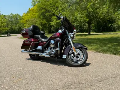 Selling my 2015 Harley Electra glide ultra limited. This bike is in great shape and runs amazing. On...