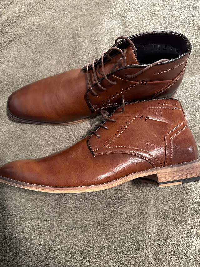 Men’s Boots - DaVinci. Size 12 in Men's Shoes in Vernon - Image 3